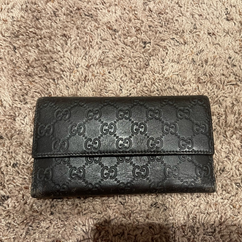 Authentic Gucci Web Wallet